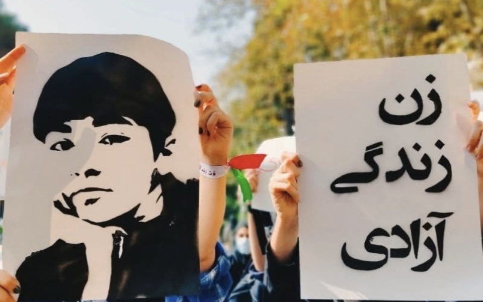 هشتم مارس، روز جهانی زن، فرخنده باد