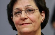مینا احدی: از محمد رضا پهلوی تا اردوغان ،حمله به آزادی بیان در آلمان !