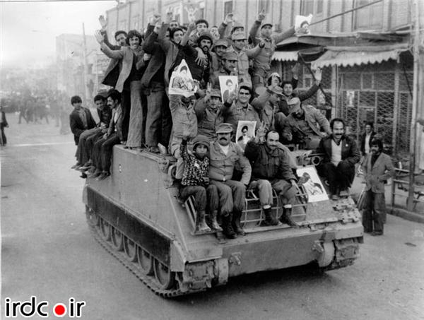فریدون ریخته گران: کارنامه عملکرد بختیار و یزدی نمادهای عینی جریانهای ملی و ملی مذهبی